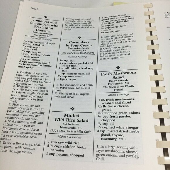 A Quilters Christmas Cookbook Festive Recipes Desserts 1996 Stotlzfus & Ranck - Picture 2 of 11